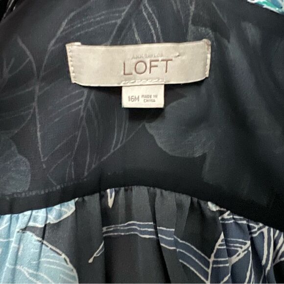 Loft Blue Floral Spaghetti Strap Maxi Dress Size 16M - Picture 7 of 9